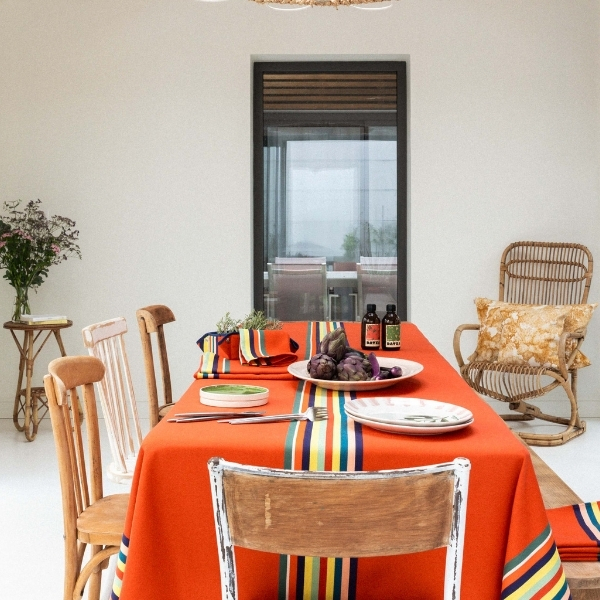 table mauleon orange